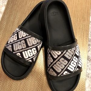 CUSTOM UGG WOMENS RUETTE BLACK SLIDE SIZE 7 WITH SWAROVSKI CRYSTALS